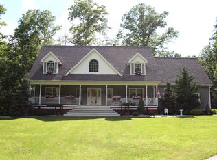 89 Mountain Rd, Shawangunk, NY 12566