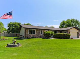 8101 Ivywood Ave S, Cottage Grove, MN 55016