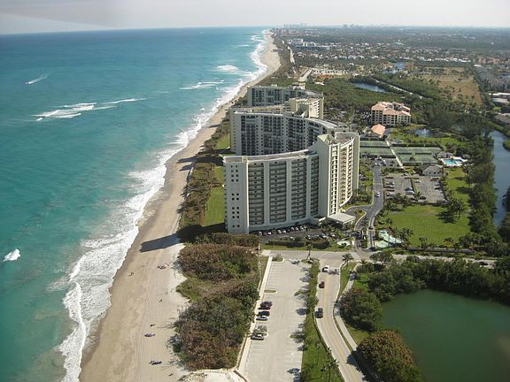 OCEAN TRAIL AERIAL