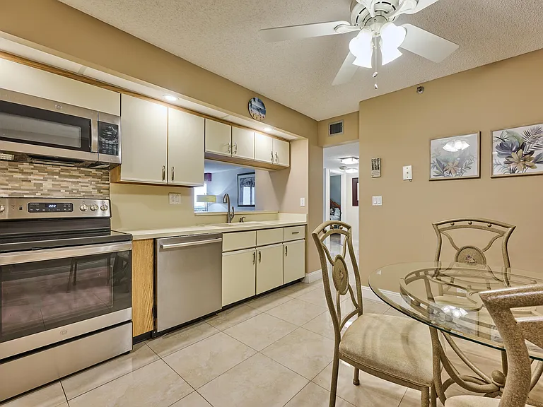 3420 S Ocean Blvd #8W — Photo 60
