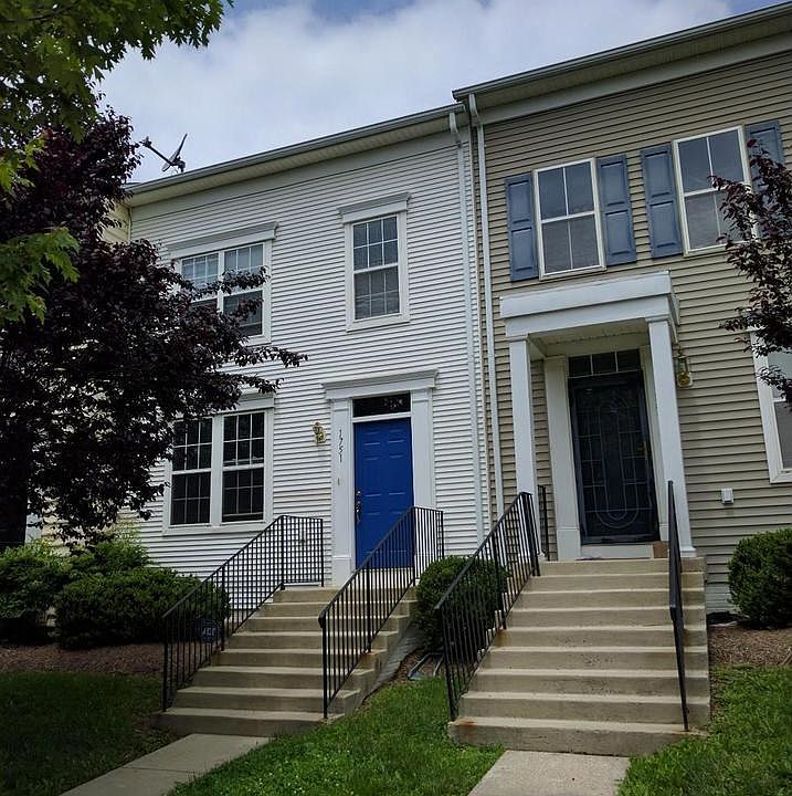 Exterior (Front)
