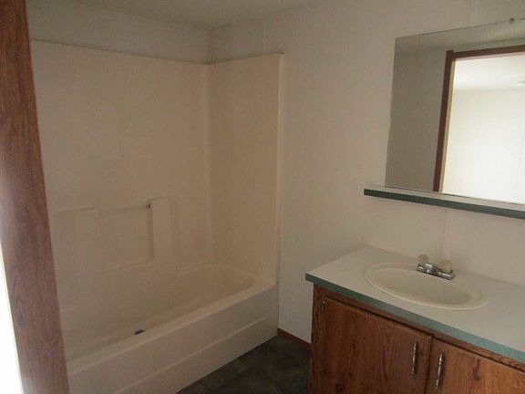 4th image of 6485 Linda Ln