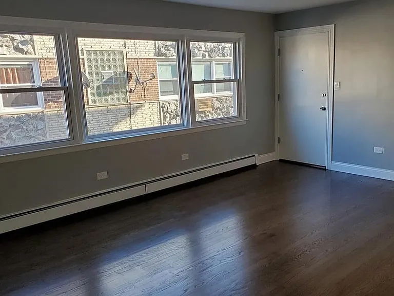 8634 W Berwyn Ave #S1 — Photo 5