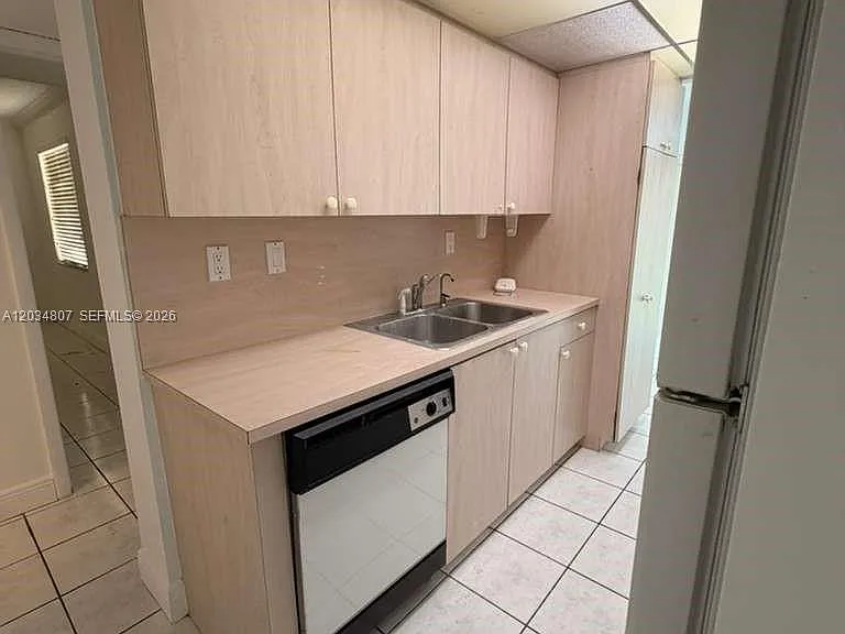 9311 SW 4th St #117B — Photo 8