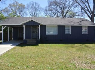 7 Crest Dr, Montgomery, AL 36108