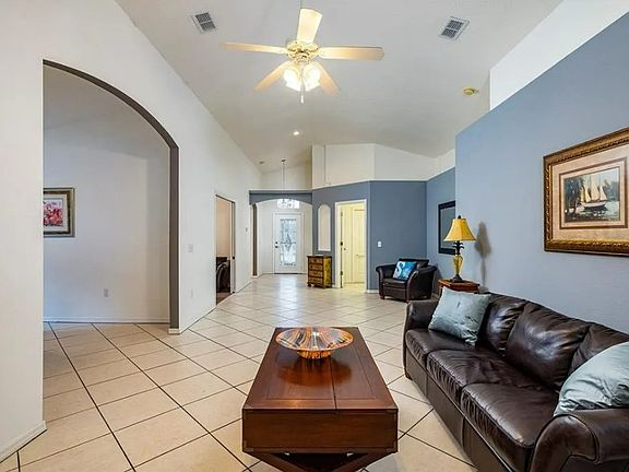 3rd image of 13651 Meadow Green Ln