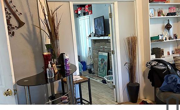 3rd image of 221 Meredith St #1