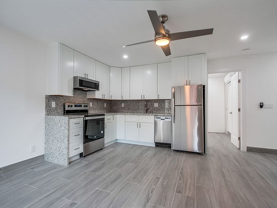 1st image of 1234 Calle Jules APT 6