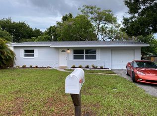 10433 127th Ave N, Largo, FL 33773
