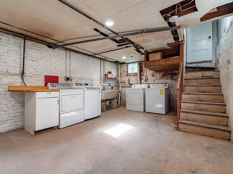 71-73 Vandewater St #2 — Photo 20
