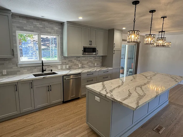 Newly Remodeled Kitchen