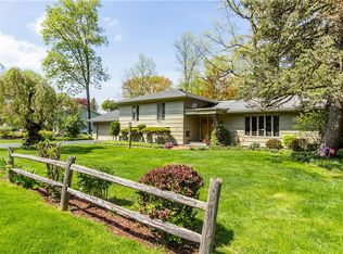 50 Stanford Dr, Rochester, NY 14610