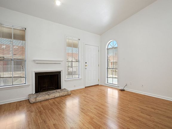 3rd image of 2529 Rio Grande St APT 64