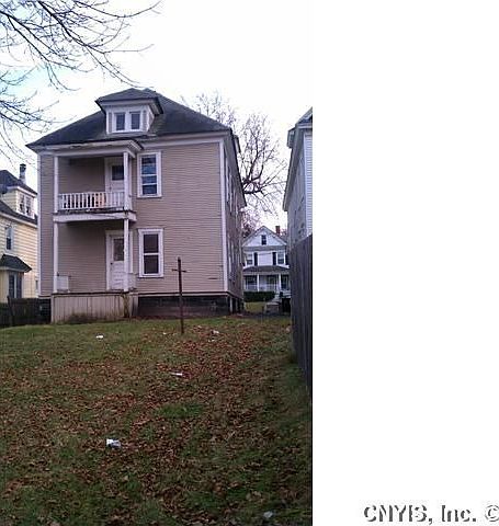2nd image of 110-12 Gordon Ave
