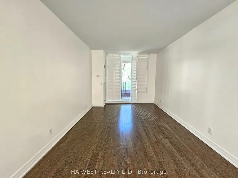 23 Rean Dr #203 — Photo 9
