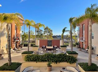 1901 Victoria Ave #201, Oxnard, CA 93035