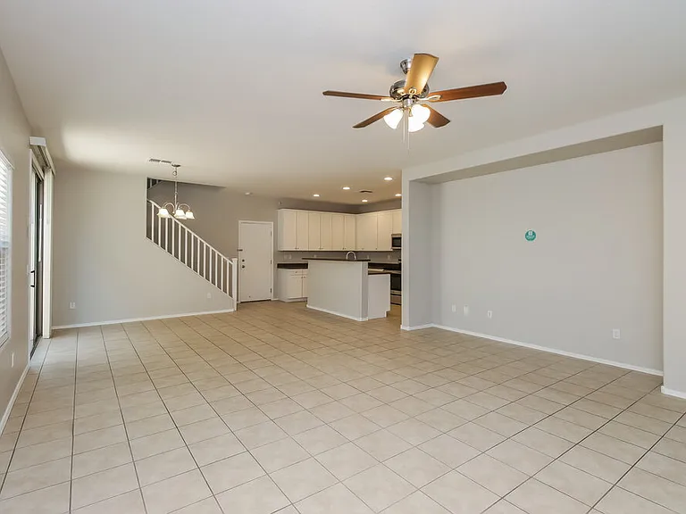 3829 E Kent Ave — Photo 5