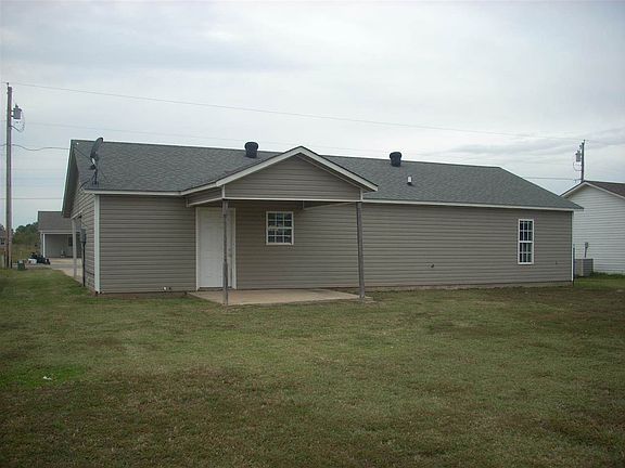 2nd image of 811 N 9th Ave