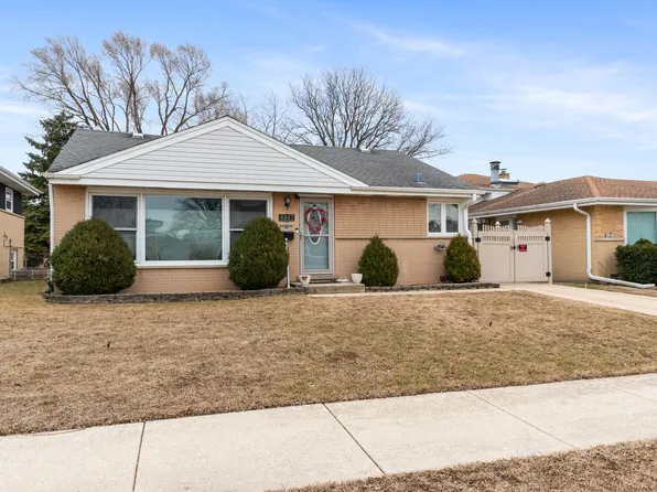 8847 N Merrill St, Niles, IL 60714