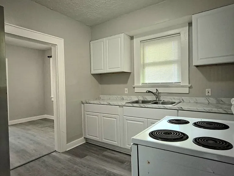 3622 Lilac Ave — Photo 6