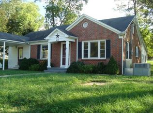 405 Dogwood St, Sparta, TN 38583