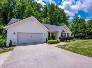 186 Stonebrook Dr, Demorest, GA 30535