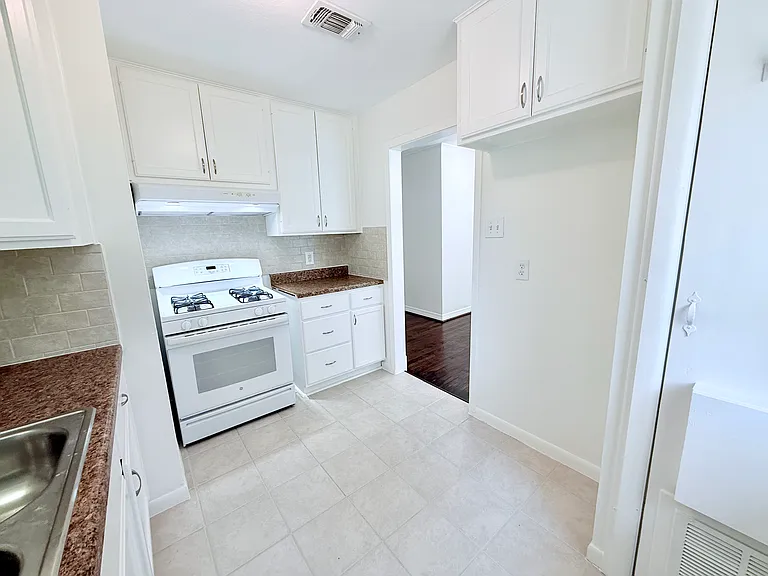 10640 Aledo Dr — Photo 7