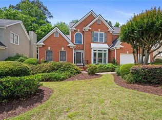 2381 Briarleigh Way, Dunwoody, GA 30338
