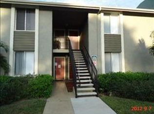 5450 21st Way S APT 105, Saint Petersburg, FL 33712