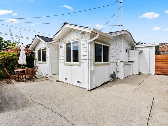 2nd image of 3427 Saint Deyns St