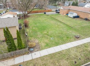 1413 20th St, North Chicago, IL