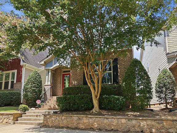 3rd image of 5538 Wade Park Blvd
