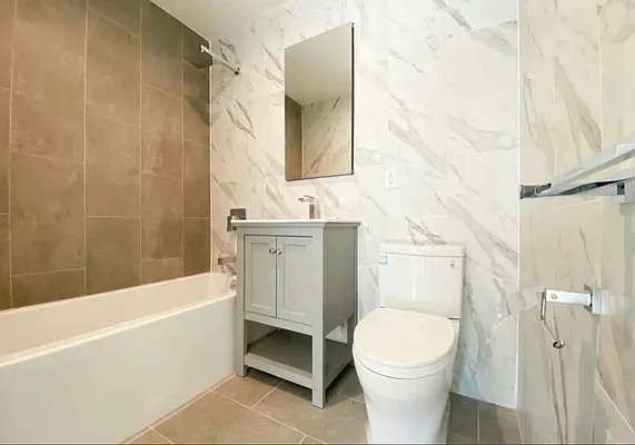 Rented by Delmark Realty LLC | media 56