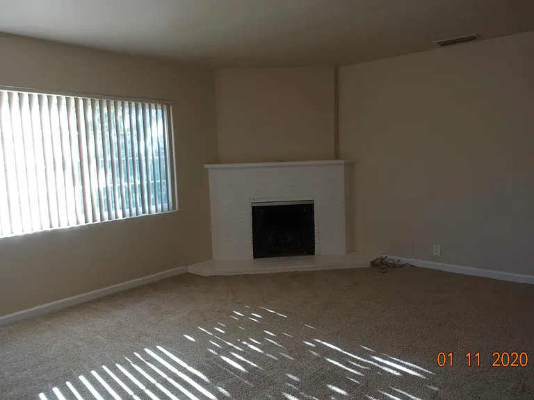 3920 67th St — Photo 3