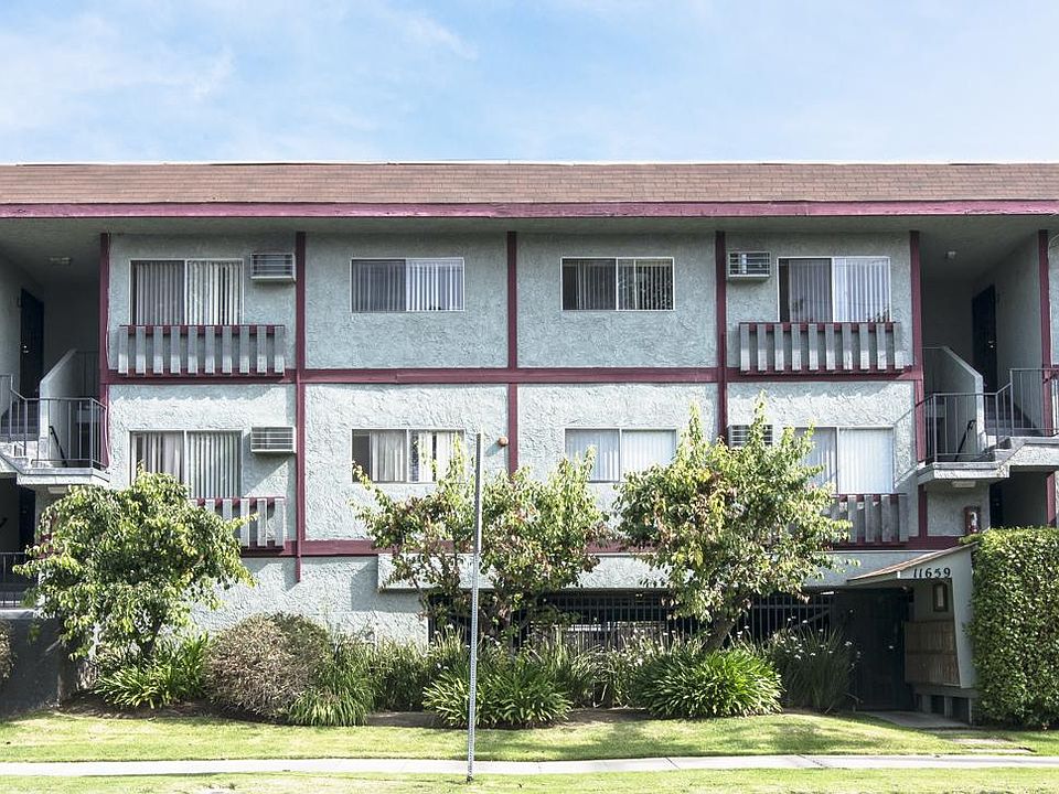 1st image of 11659 Chandler Blvd APT 8