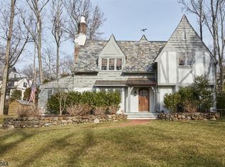 39 Nottingham Rd, Short Hills, NJ 07078