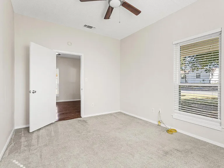 904 S Gribble St — Photo 14