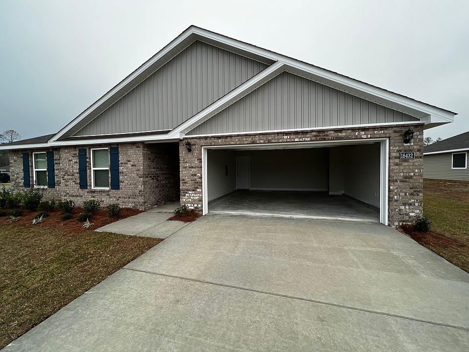 1st image of 18432 Big Leaf Dr