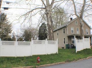 272 N 8th St, Lehighton, PA 18235