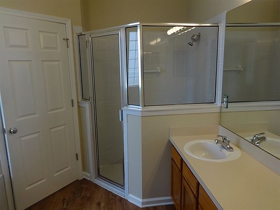 3rd image of 11302 Scenic Point Cir
