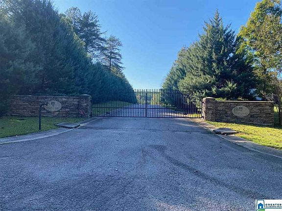 4th image of 8525 Wolf Creek Ln #8