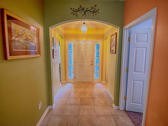 3rd image of 1533 Remington Way
