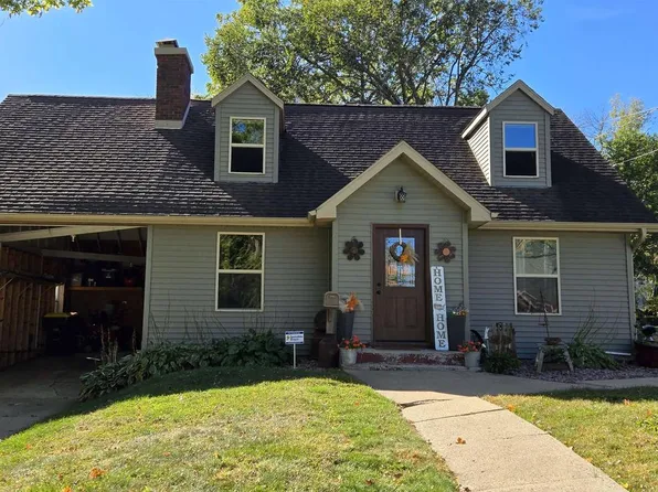 724 West Maple Street, Lancaster, WI 53813