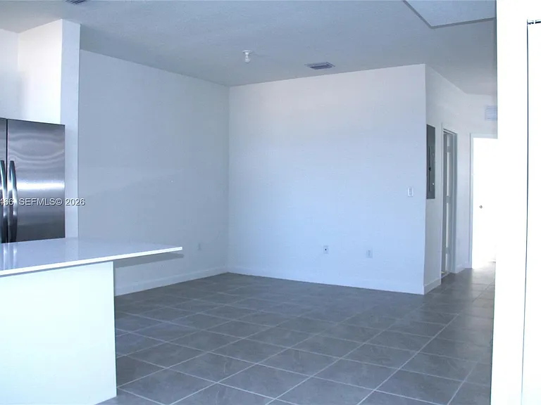 2617 SE 28th Dr #2617 — Photo 3