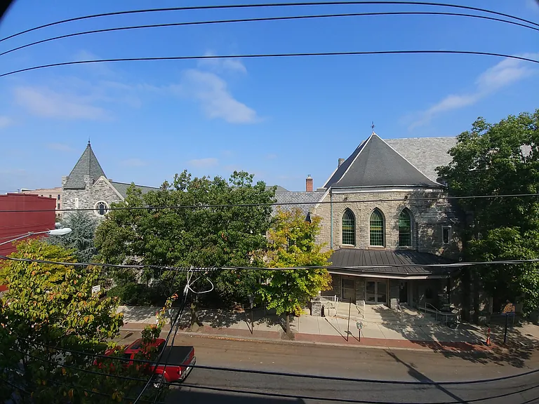 34 E Walnut St #C — Photo 1