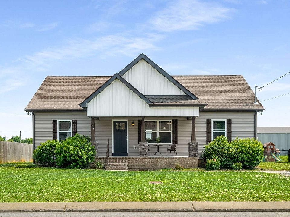 1st image of 109 Lexington Cv