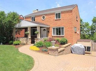 6765 Tunnelview Dr, Pittsburgh, PA