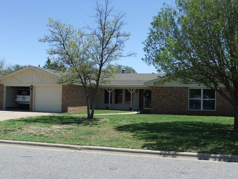 2370 Beech