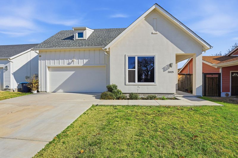 1st image of 2825 Townsend Dr