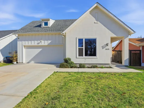 2825 Townsend Dr, Fort Worth, TX 76110